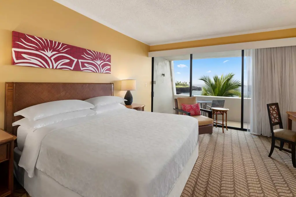 Outrigger Kona Resort and Spa image 3