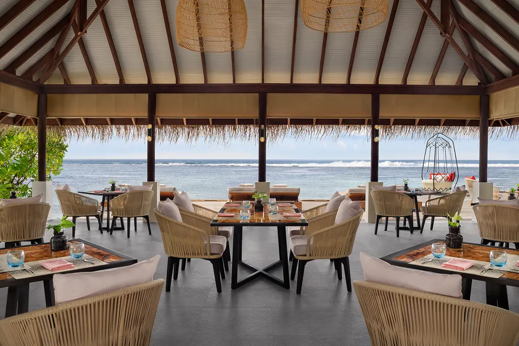 Anantara Veli Maldives Resort image 7