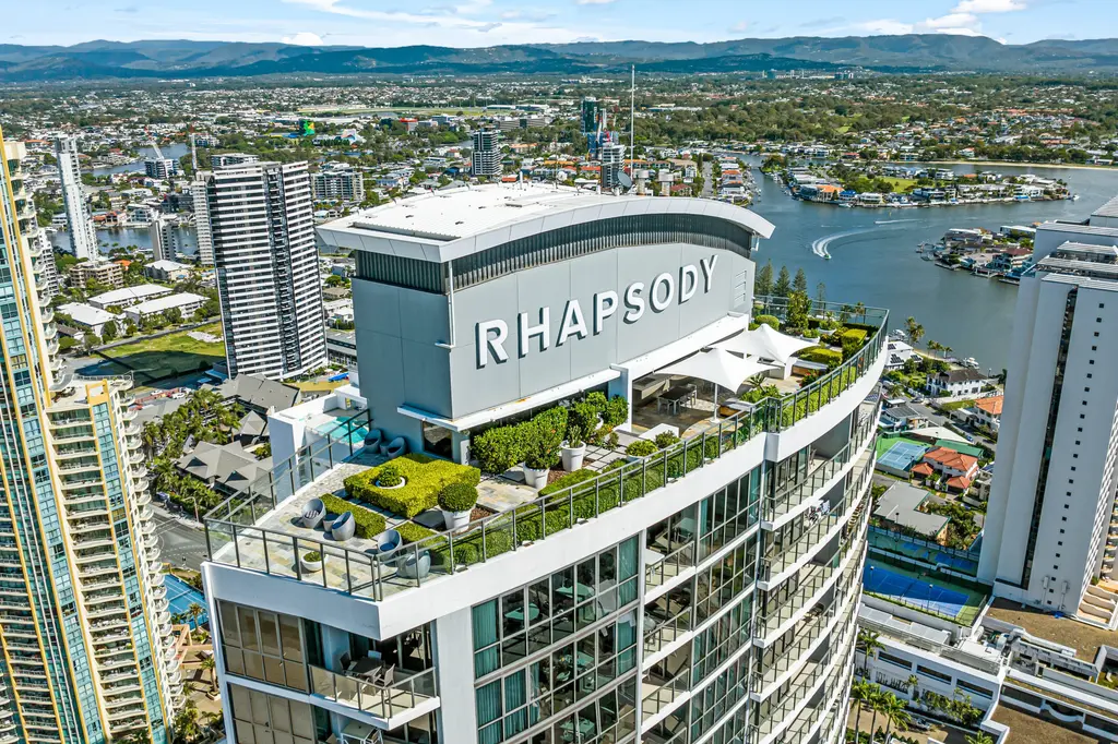 Rhapsody Resort image 5