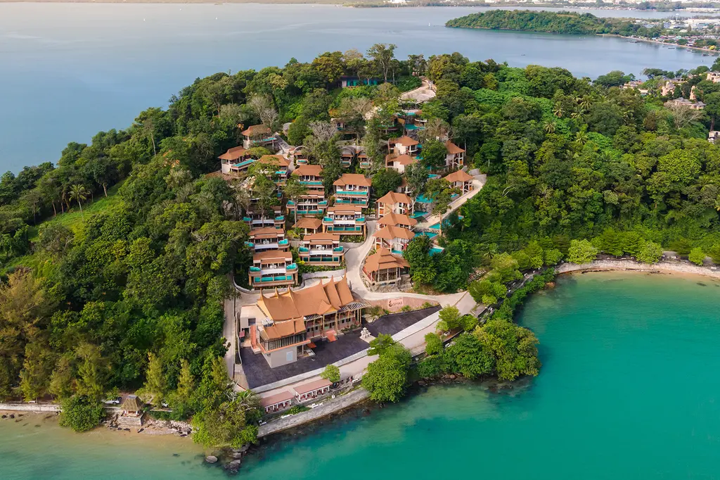 Sinae Phuket Luxury Hotel image 1