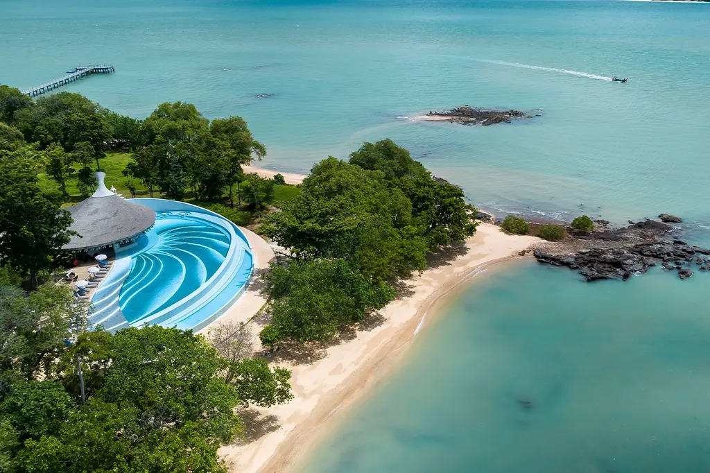 Island Escape by Burasari image 1