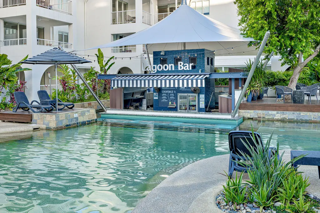 Mantra PortSea Port Douglas image 8