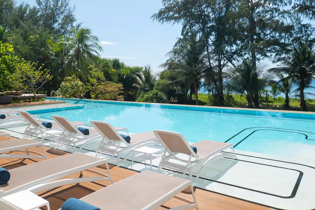 Radisson Blu Resort, Phuket Mai Khao Beach image 14