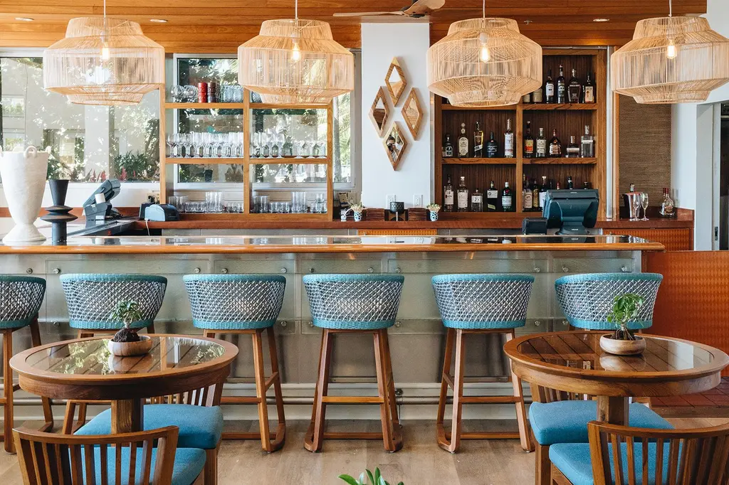 Kaimana Beach Hotel image 14
