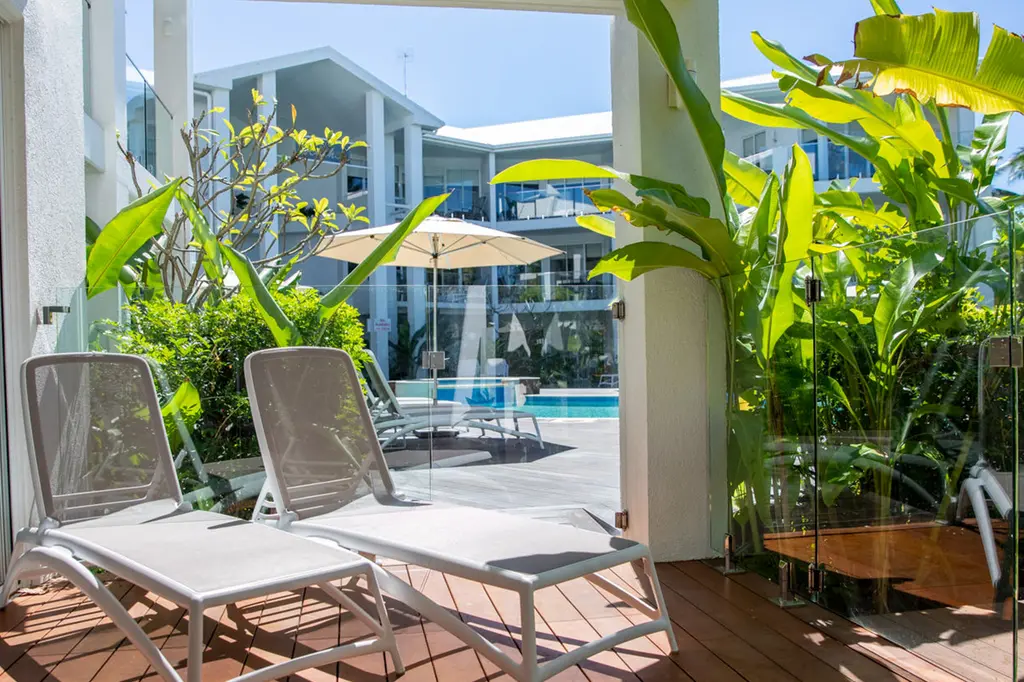 Beaches Port Douglas image 15