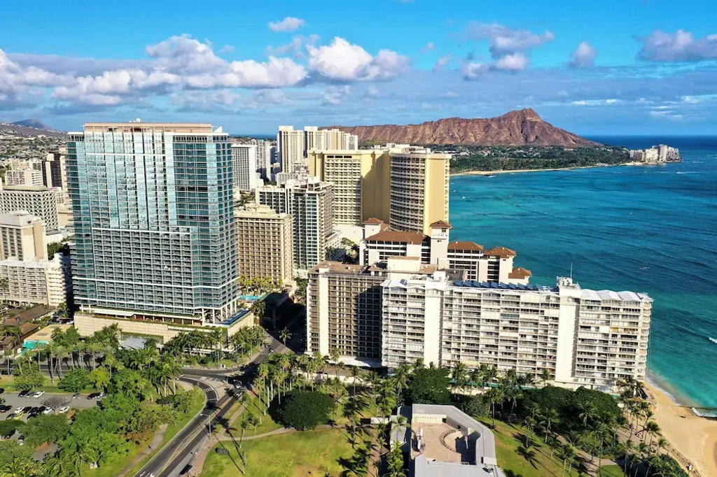 Ka La'i Waikiki Beach, LXR Hotels & Resorts image 14