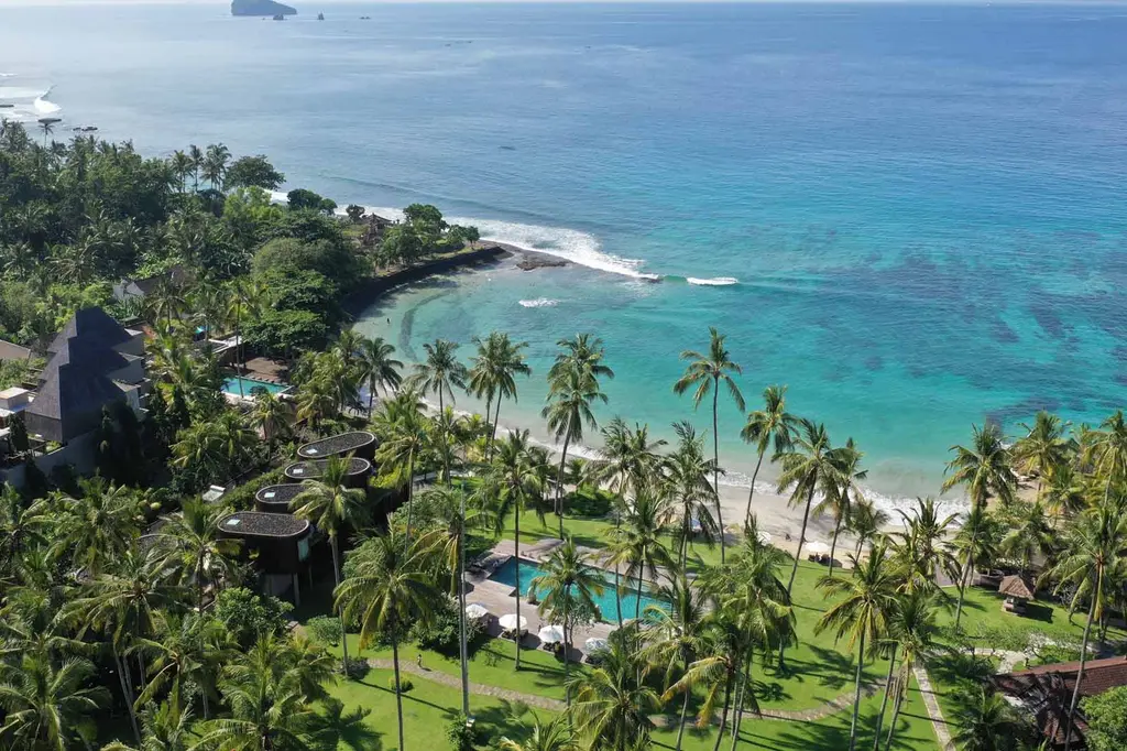 Candi Beach Resort & Spa image 2