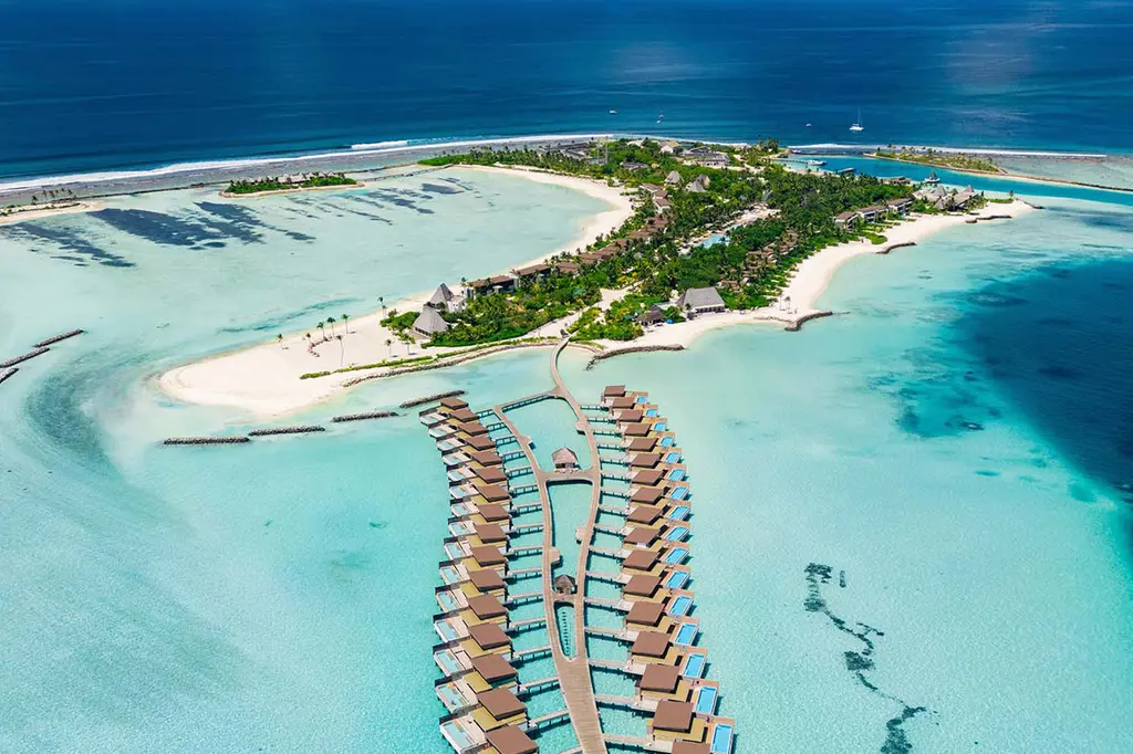 Kuda Villingili Resort Maldives image 4