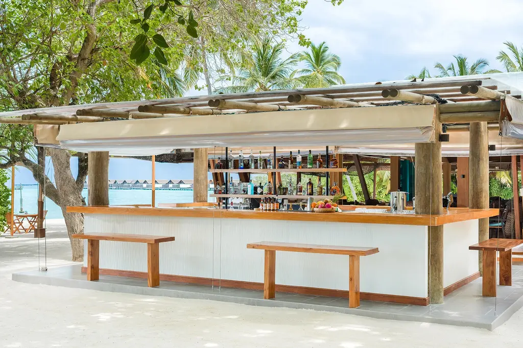 Sirru Fen Fushi – Private Lagoon Resort image 11