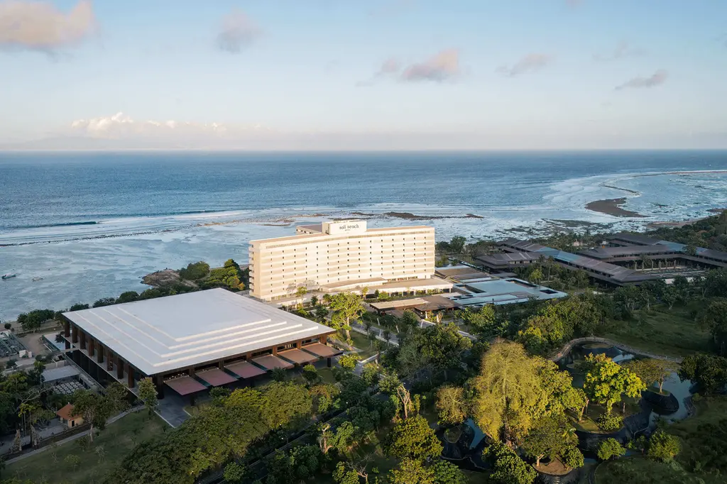 Bali Beach Sanur: The Heritage Collection image 5