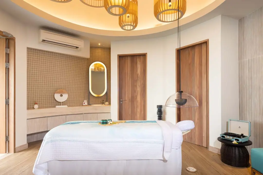 Hard Rock Hotel Maldives image 11