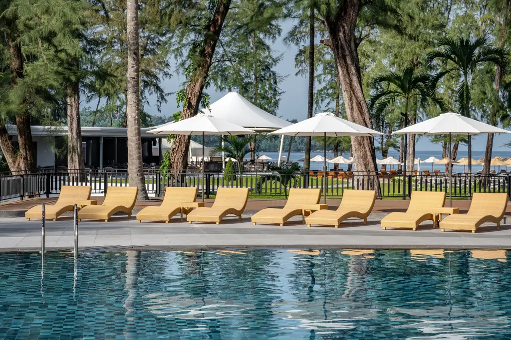 Amora Beach Resort Phuket image 11