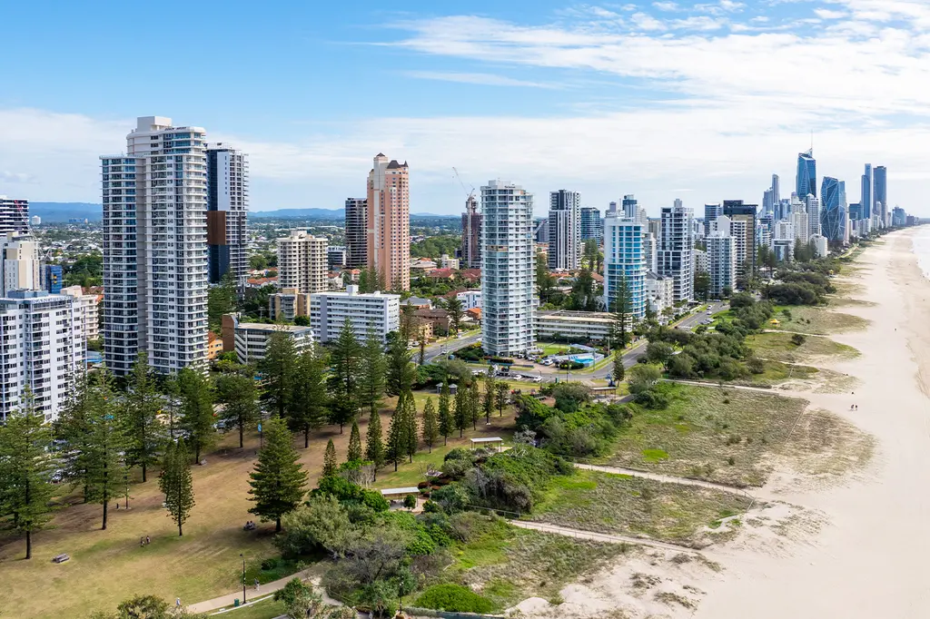 ULTIQA Beach Haven on Broadbeach image 1