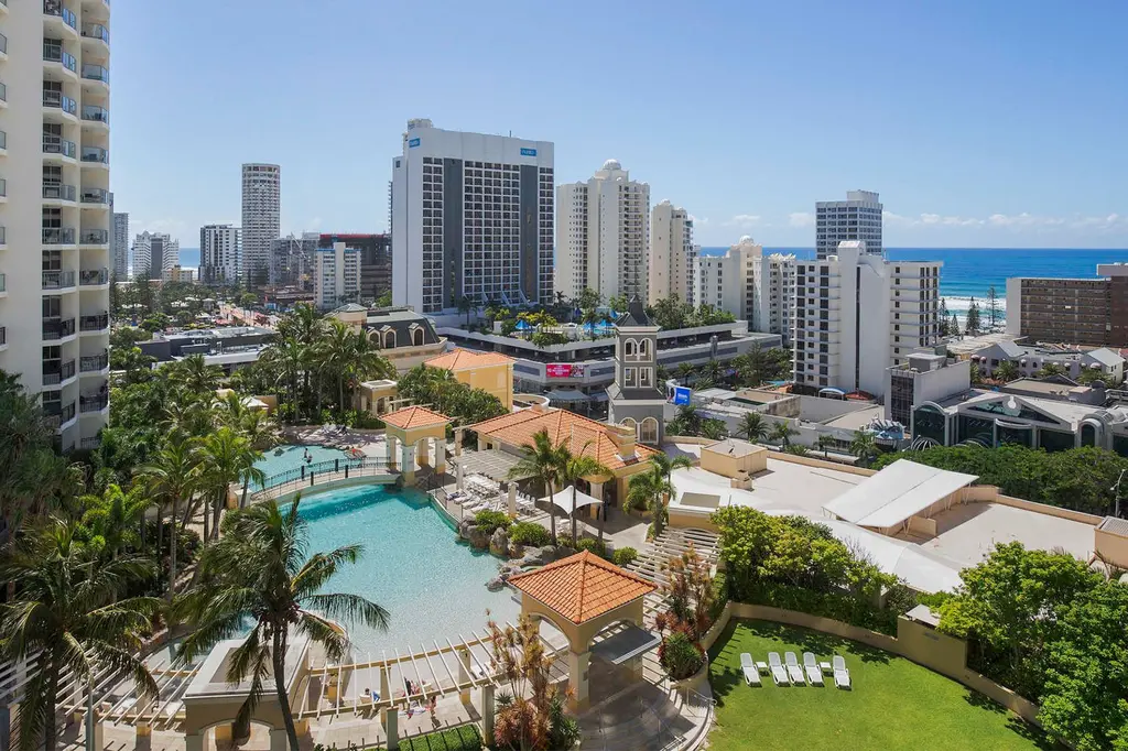 Mantra Towers of Chevron Surfers Paradise image 9