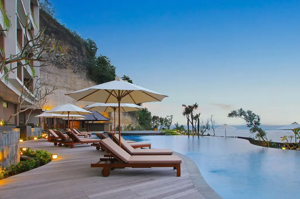 Ulu Segara Luxury Suites & Villas image 1