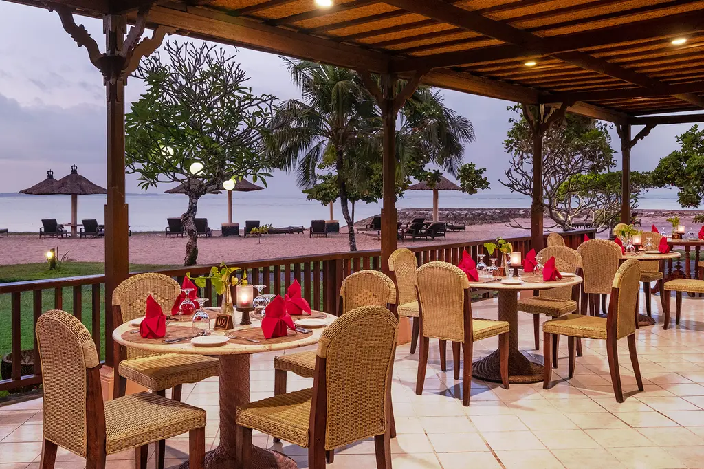 Bali Tropic Resort & Spa image 9