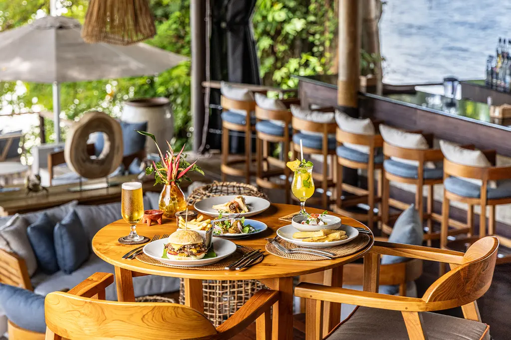 Royal Davui Island Resort image 7