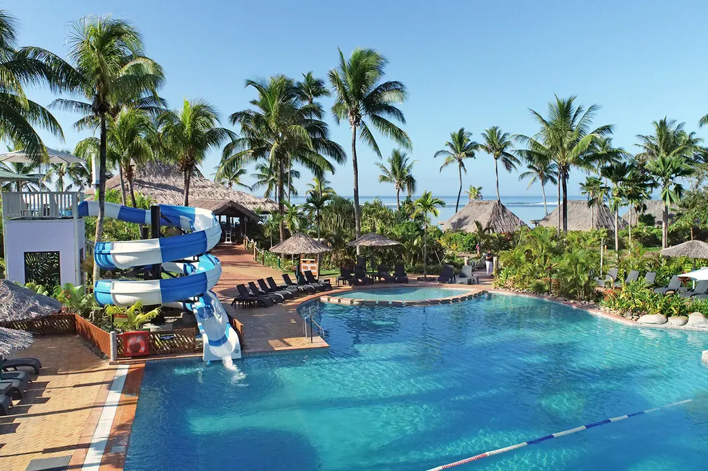 Outrigger Fiji Beach Resort image 8