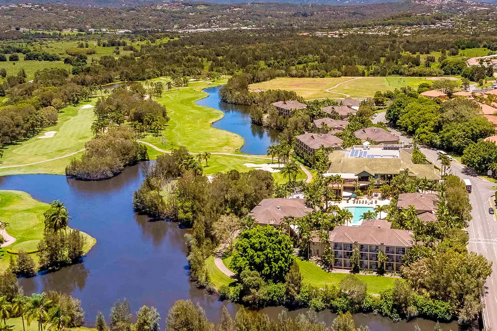 Mercure Gold Coast Resort image 10